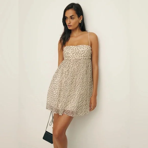 Reformation Catarina Dress - Picture 2 of 7